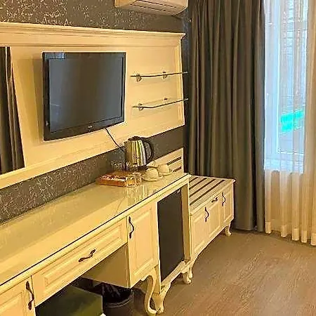 Hotel Lazz