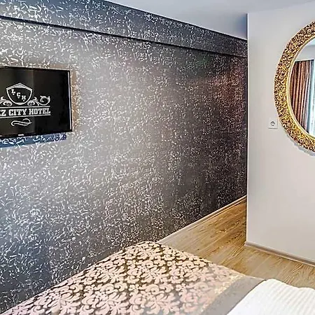Hotel Lazz Istanboel